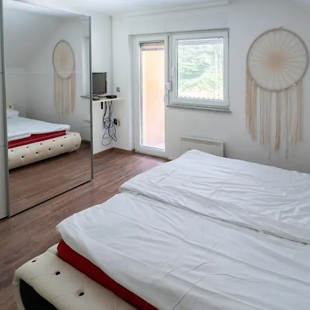 Hisa Pod Veliko Planino Tatil Evi