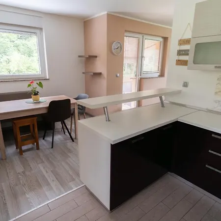 Hisa Pod Veliko Planino * Stahovica